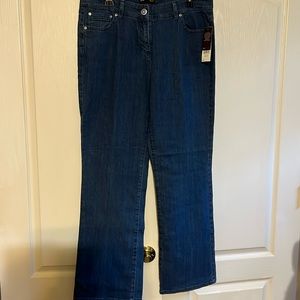 🌞3/$25 Dana Buchman bootcut jeans